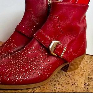 Zara women’s leather boots size 9.5